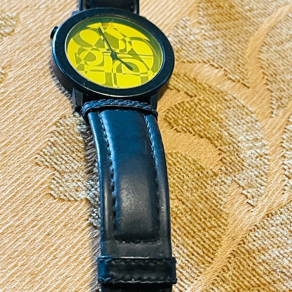 Used watch by guess